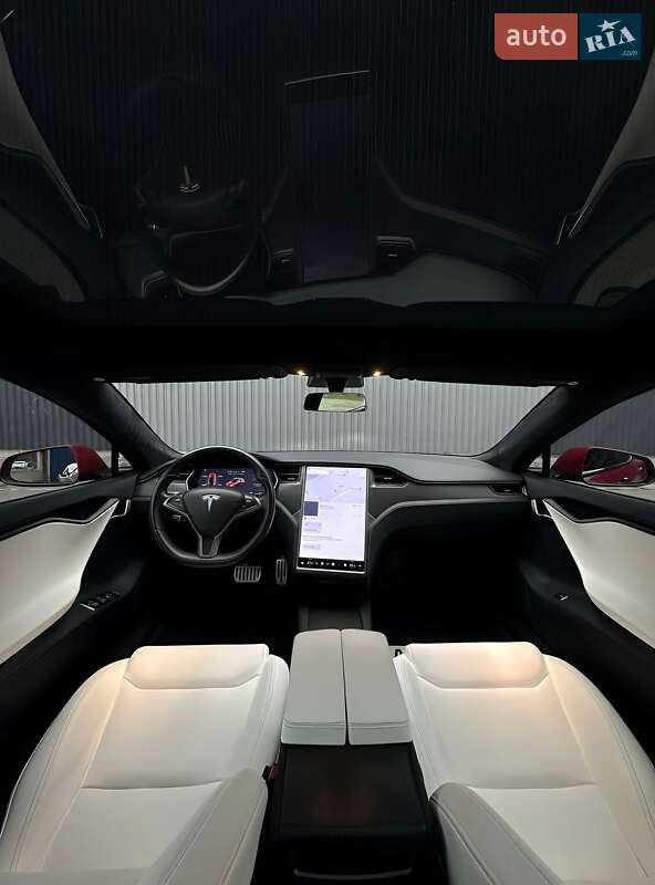Лифтбек Tesla Model S 2020 в Харькове