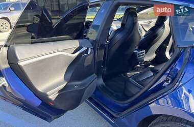 Лифтбек Tesla Model S 2017 в Киеве