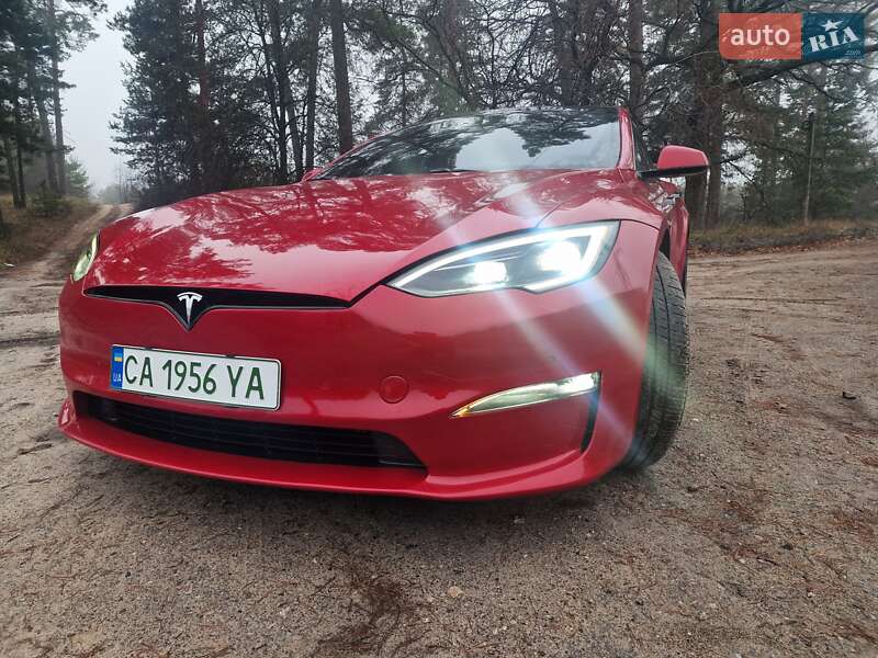 Лифтбек Tesla Model S 2022 в Черкассах фото Лифтбек Tesla Model S 2022 в Черкассах