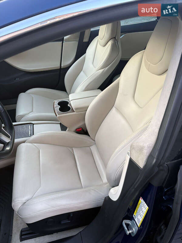 Лифтбек Tesla Model S 2018 в Ровно фото 17 Лифтбек Tesla Model S 2018 в Ровно