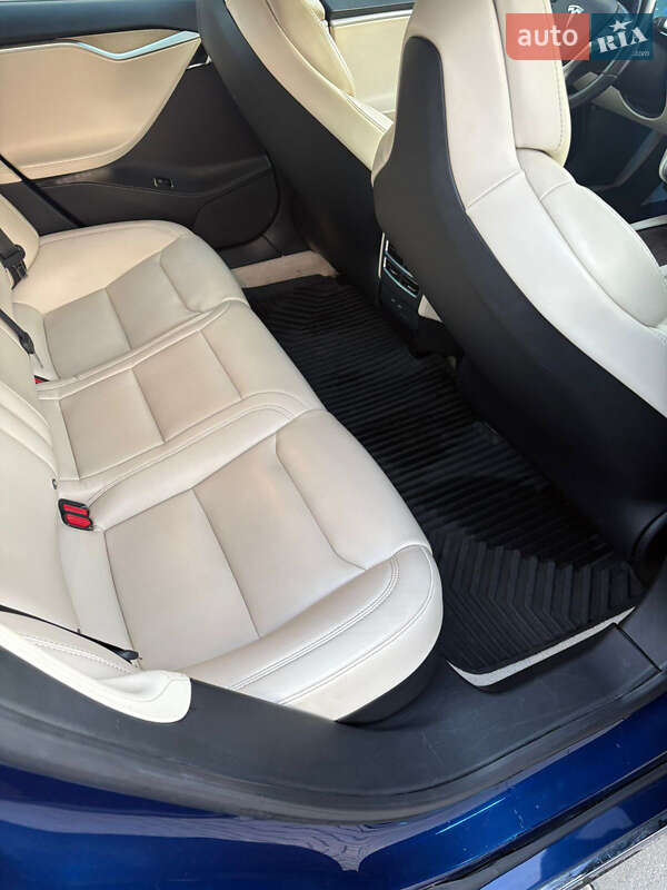 Лифтбек Tesla Model S 2018 в Ровно фото 20 Лифтбек Tesla Model S 2018 в Ровно