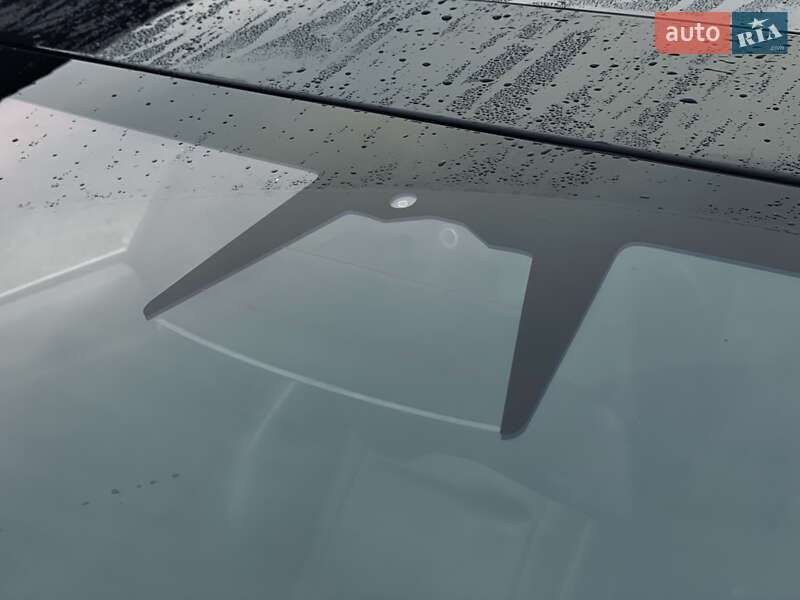 Лифтбек Tesla Model S 2016 в Львове фото 13 Лифтбек Tesla Model S 2016 в Львове