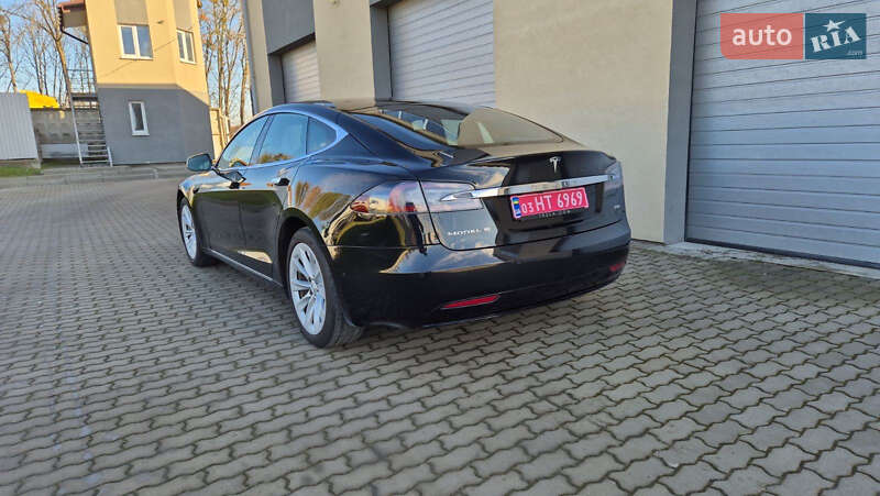 Лифтбек Tesla Model S 2017 в Радехове фото 10 Лифтбек Tesla Model S 2017 в Радехове