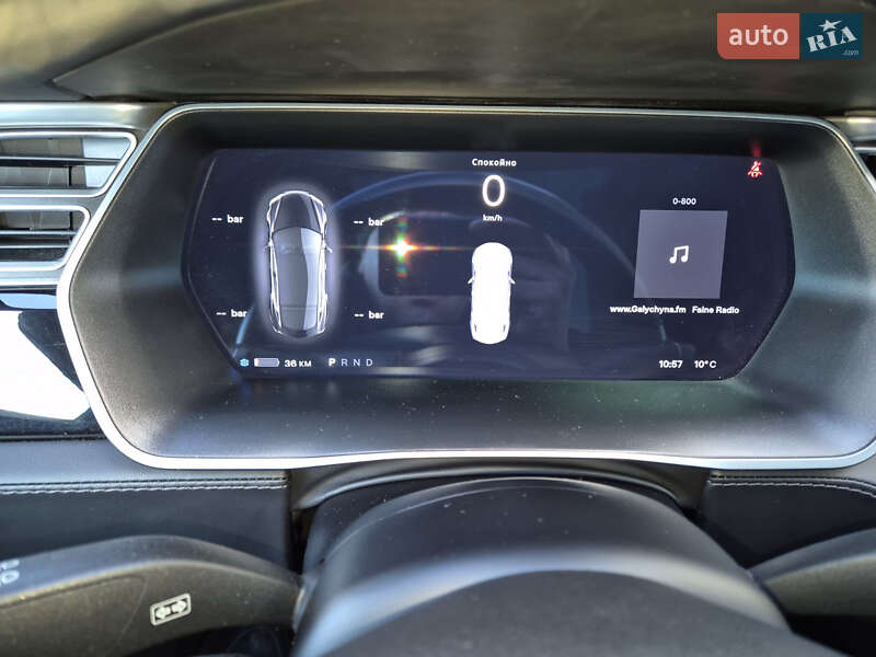 Лифтбек Tesla Model S 2017 в Радехове фото 16 Лифтбек Tesla Model S 2017 в Радехове