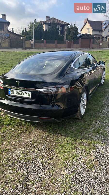 Лифтбек Tesla Model S 2015 в Одессе