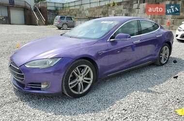 Лифтбек Tesla Model S 2013 в Одессе