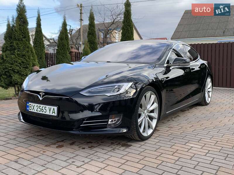 Ліфтбек Tesla Model S 2014 в Хмельницькому