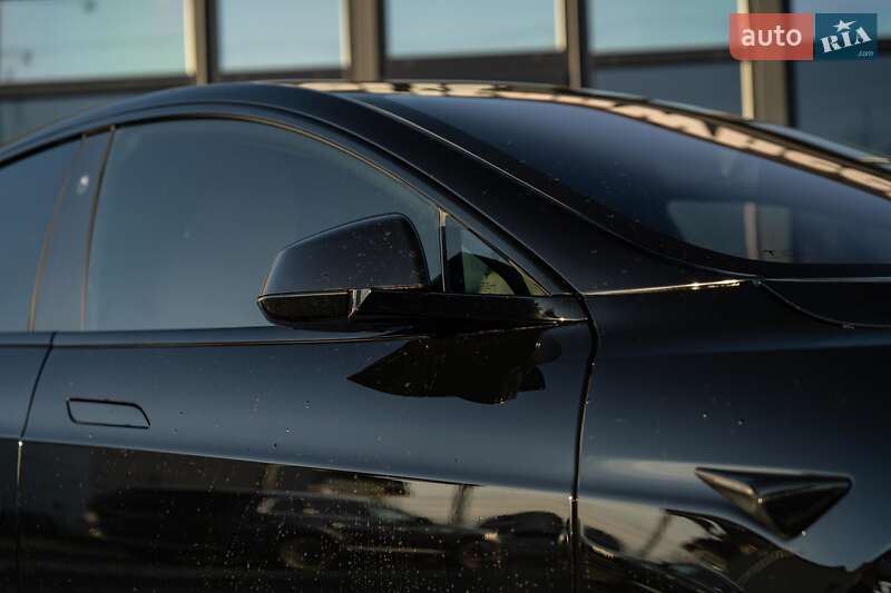 Лифтбек Tesla Model S 2021 в Черновцах фото 10 Лифтбек Tesla Model S 2021 в Черновцах