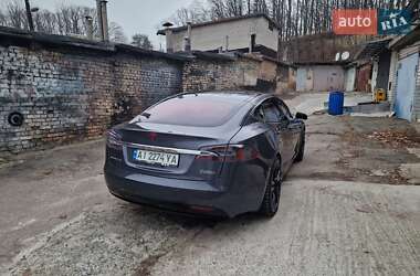 Лифтбек Tesla Model S 2018 в Вышгороде