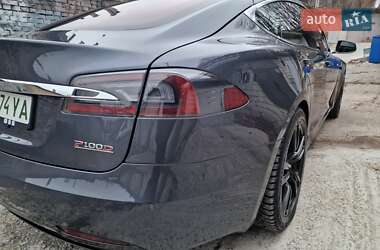 Лифтбек Tesla Model S 2018 в Вышгороде