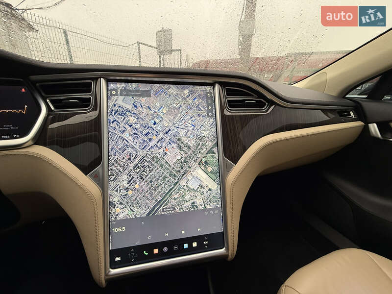 Лифтбек Tesla Model S 2013 в Киеве фото 18 Лифтбек Tesla Model S 2013 в Киеве