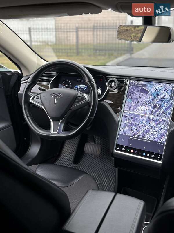 Лифтбек Tesla Model S 2014 в Хмельницком фото 15 Лифтбек Tesla Model S 2014 в Хмельницком