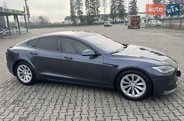 Лифтбек Tesla Model S 2022 в Коломые