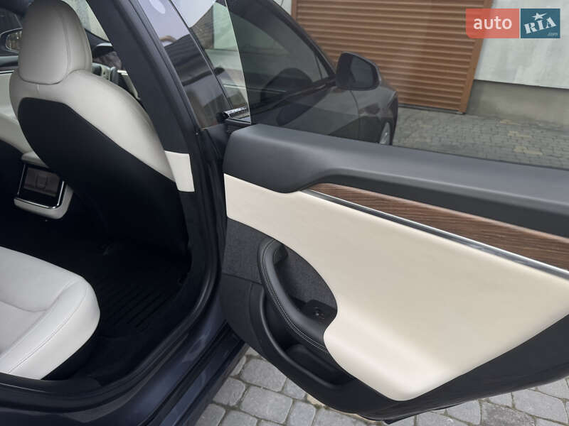 Ліфтбек Tesla Model S 2022 в Коломиї фото 30 Ліфтбек Tesla Model S 2022 в Коломиї