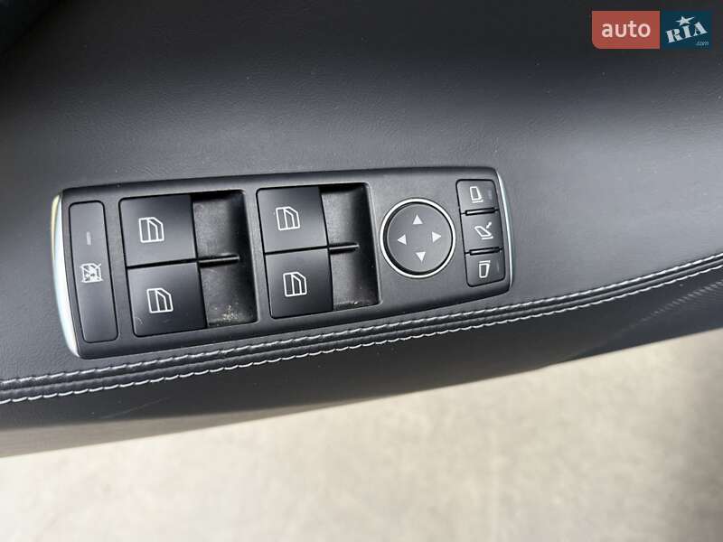 Лифтбек Tesla Model S 2017 в Одессе