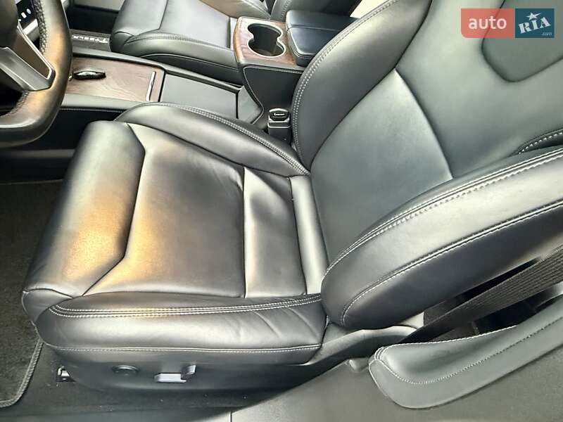 Лифтбек Tesla Model S 2017 в Одессе