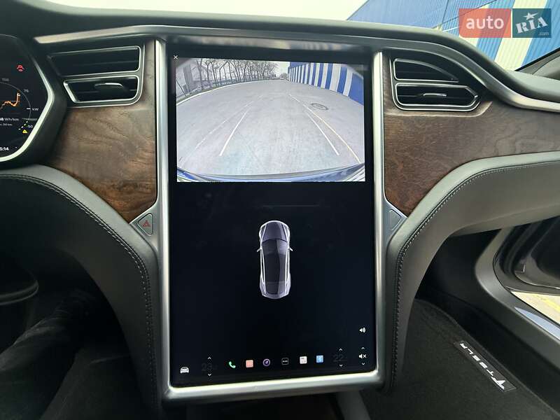 Лифтбек Tesla Model S 2017 в Одессе
