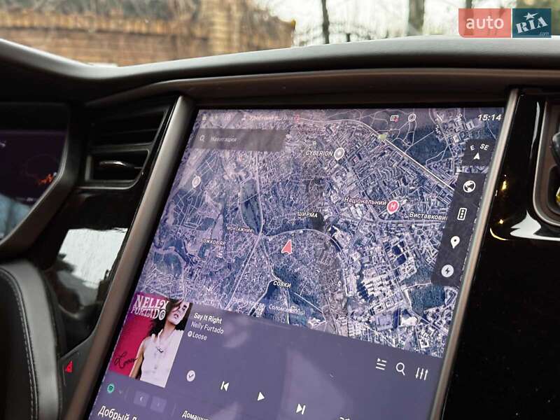 Лифтбек Tesla Model S 2019 в Киеве