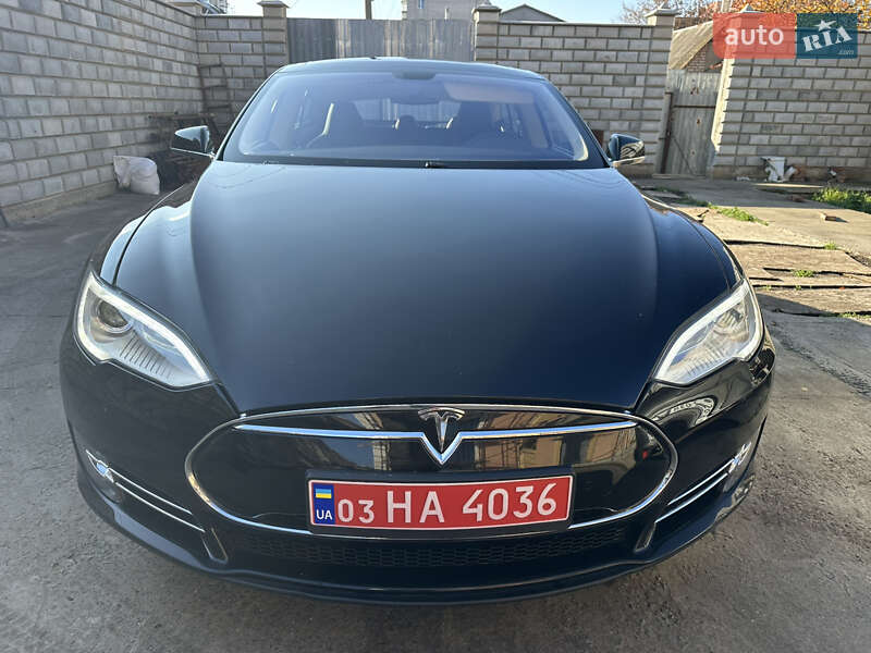 Лифтбек Tesla Model S 2014 в Николаеве