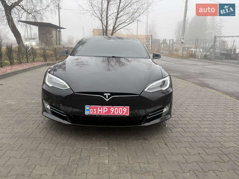 Лифтбек Tesla Model S 2017 в Трускавце фото 4 Лифтбек Tesla Model S 2017 в Трускавце