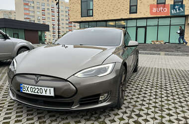 Лифтбек Tesla Model S 2016 в Хмельницком фото 23 Лифтбек Tesla Model S 2016 в Хмельницком