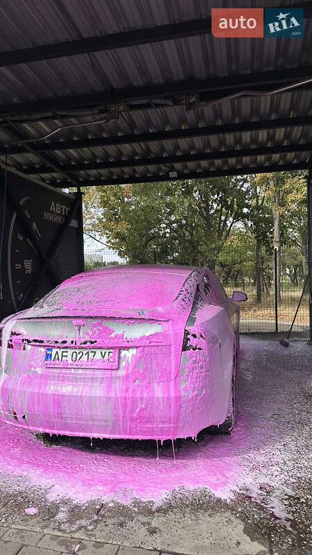 Лифтбек Tesla Model S 2018 в Днепре