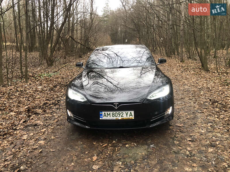 Ліфтбек Tesla Model S 2016 в Житомирі фото 25 Ліфтбек Tesla Model S 2016 в Житомирі