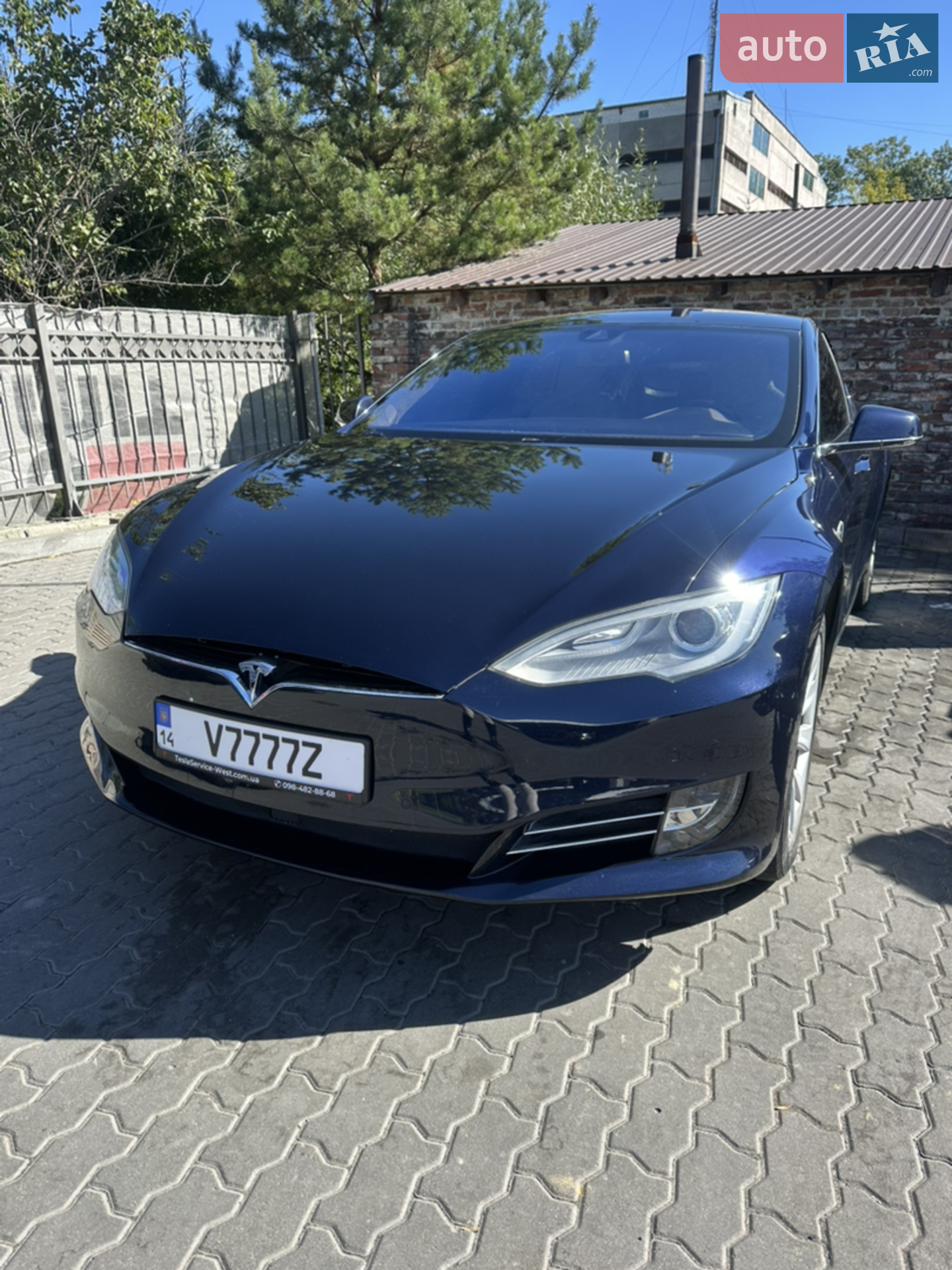 2015 Tesla Model S - мініатюра 2