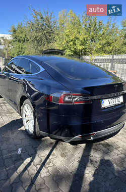 Лифтбек Tesla Model S 2015 в Львове