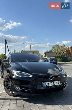 Лифтбек Tesla Model S 2018 в Виннице фото 17 Лифтбек Tesla Model S 2018 в Виннице