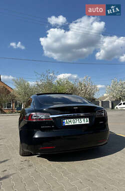Лифтбек Tesla Model S 2018 в Виннице фото 36 Лифтбек Tesla Model S 2018 в Виннице