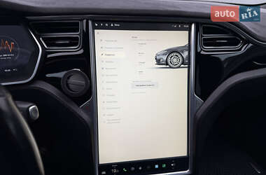 Лифтбек Tesla Model S 2015 в Ровно