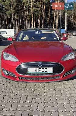 Ліфтбек Tesla Model S 2013 в Львові