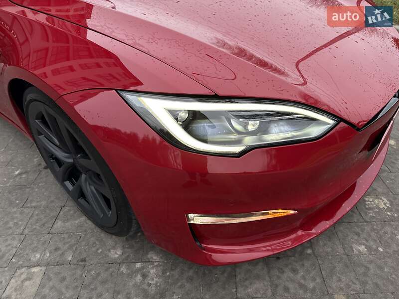 Лифтбек Tesla Model S 2021 в Львове