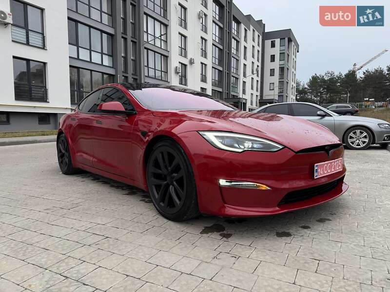 Лифтбек Tesla Model S 2021 в Львове