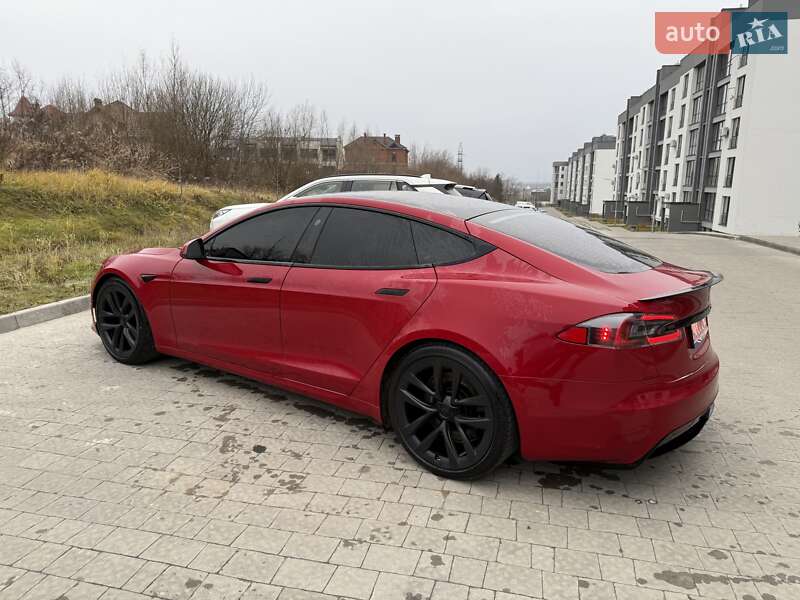 Лифтбек Tesla Model S 2021 в Львове