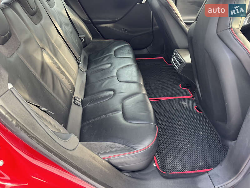 Лифтбек Tesla Model S 2014 в Житомире