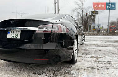 Ліфтбек Tesla Model S 2017 в Києві