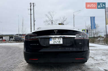 Ліфтбек Tesla Model S 2017 в Києві