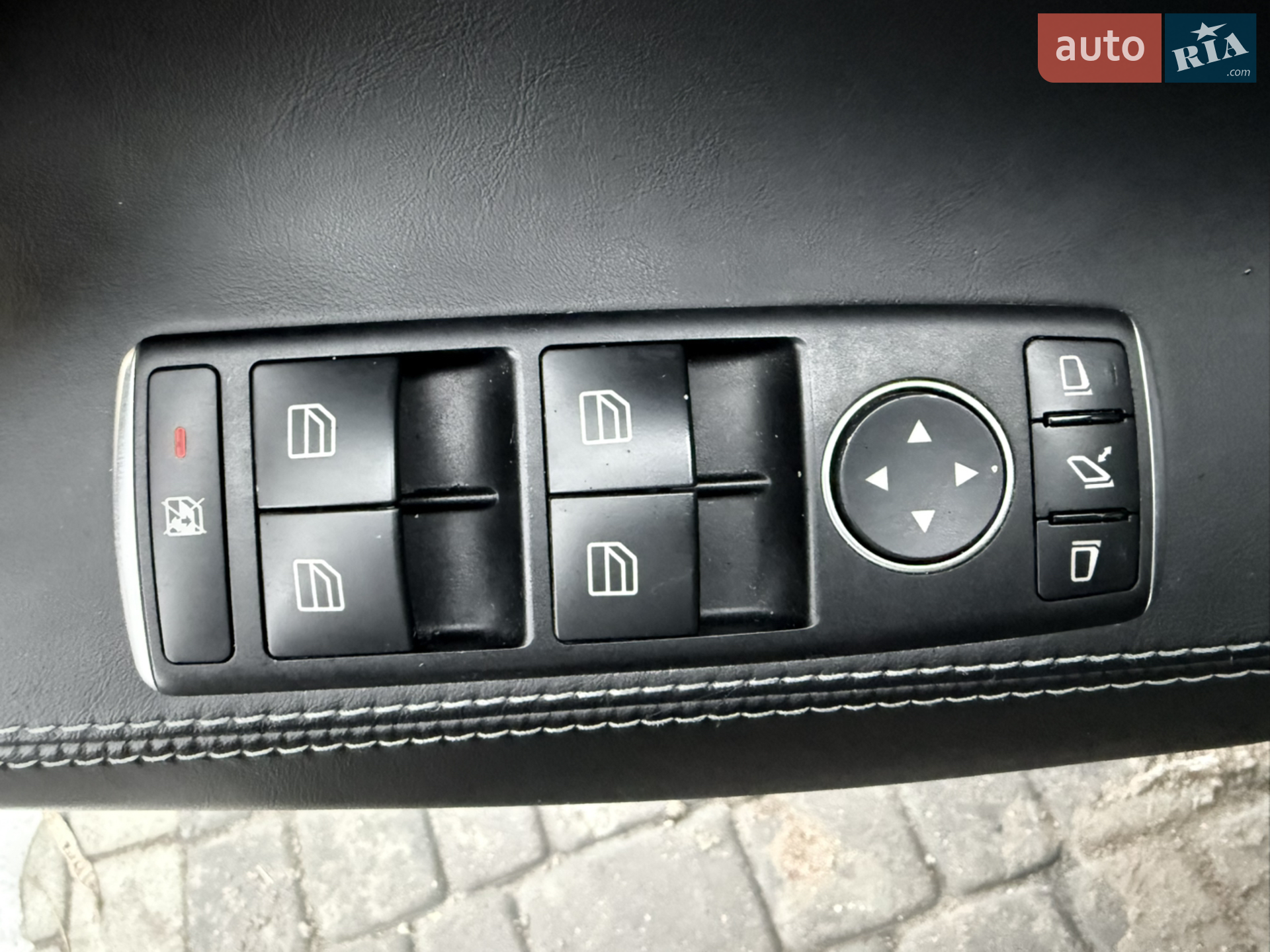 Tesla Model S 2017 VIN 5YJSA1E14HF209722 фото оголошення 63 з 99