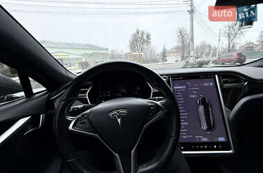 Ліфтбек Tesla Model S 2017 в Києві