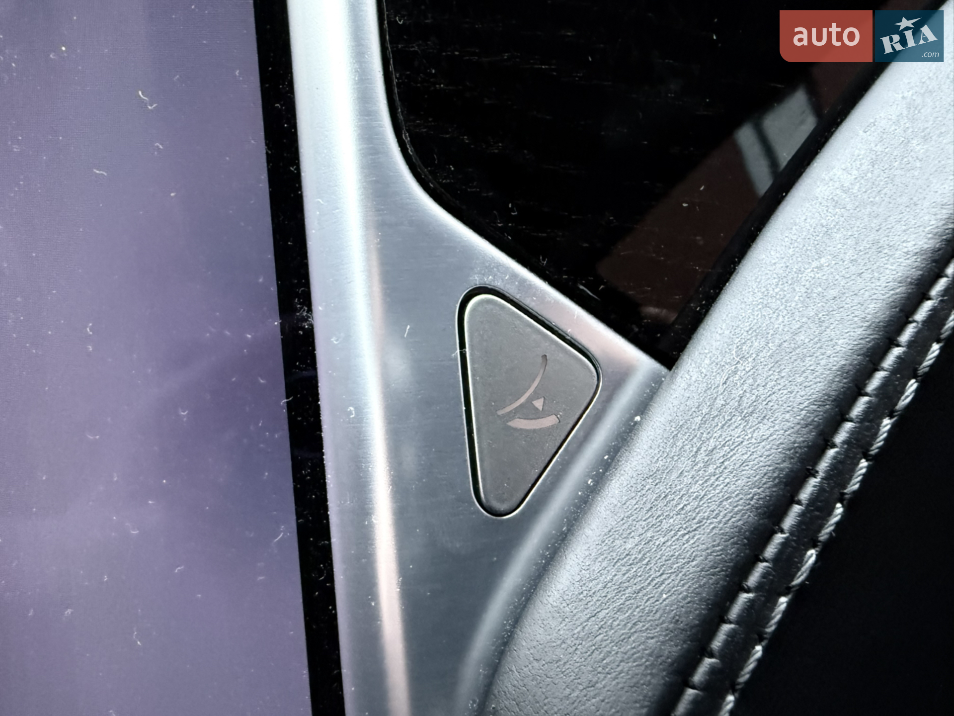 Tesla Model S 2017 VIN 5YJSA1E14HF209722 фото оголошення 90 з 99