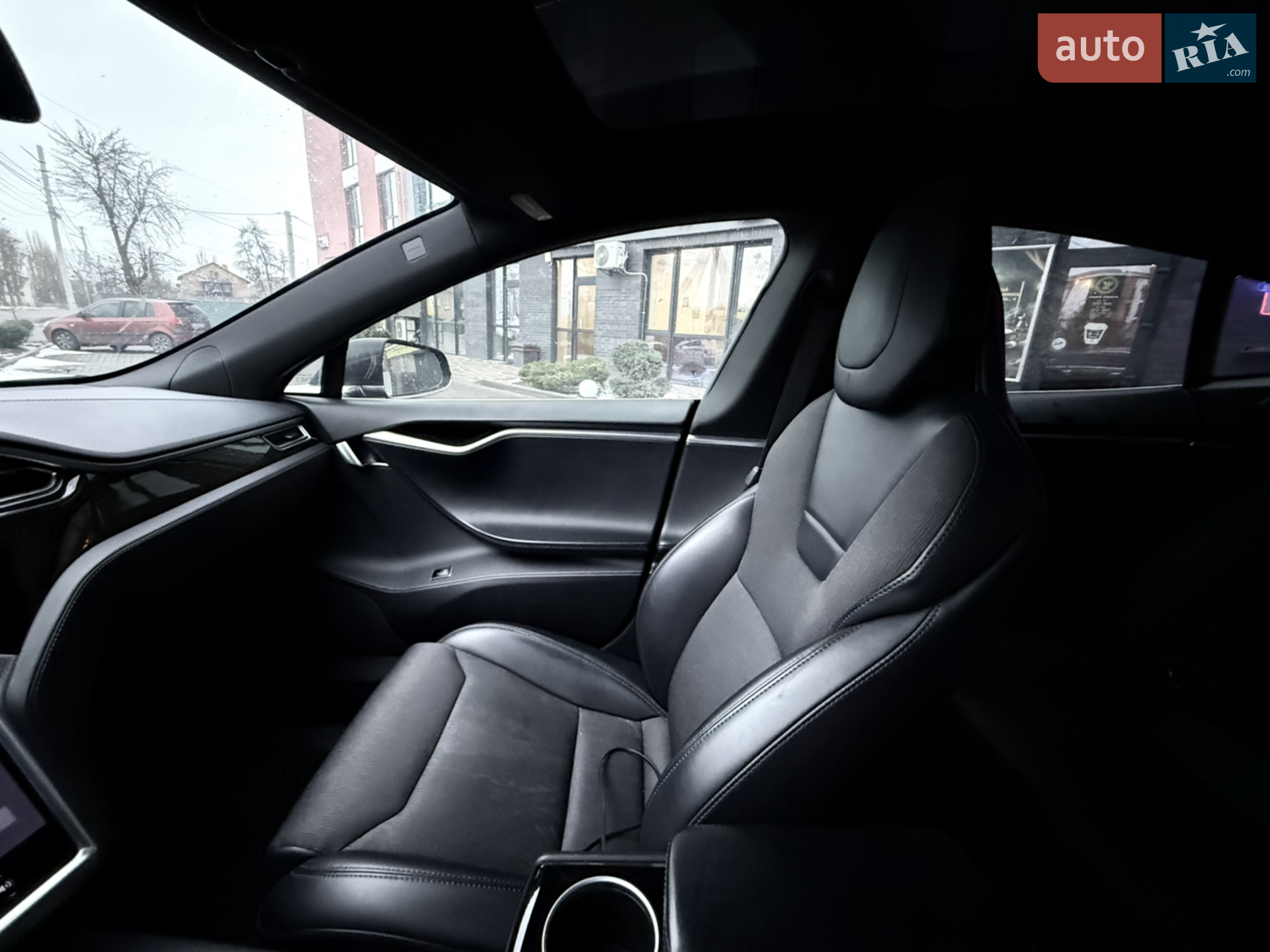 Tesla Model S 2017 VIN 5YJSA1E14HF209722 фото оголошення 99 з 99