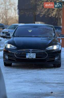 Ліфтбек Tesla Model S 2013 в Чернівцях