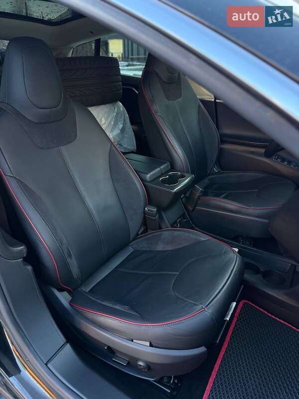 Лифтбек Tesla Model S 2013 в Черновцах фото 12 Лифтбек Tesla Model S 2013 в Черновцах