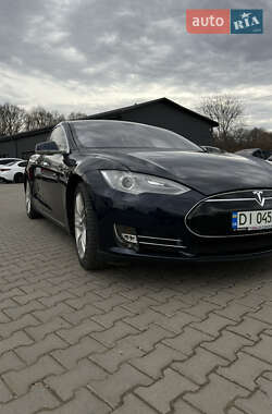 Лифтбек Tesla Model S 2013 в Черновцах