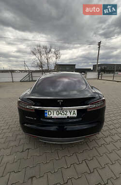 Лифтбек Tesla Model S 2013 в Черновцах
