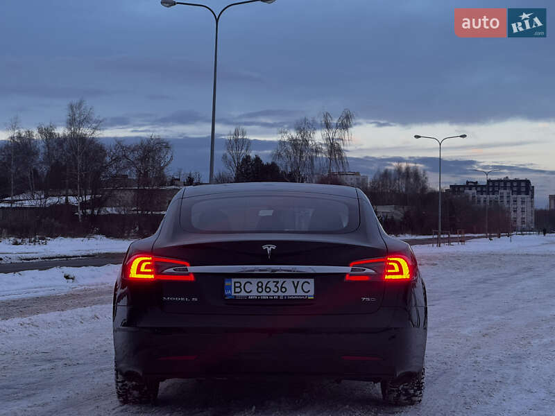 Ліфтбек Tesla Model S 2018 в Львові фото 10 Ліфтбек Tesla Model S 2018 в Львові