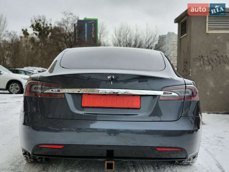 Ліфтбек Tesla Model S 2017 в Києві фото 5 Ліфтбек Tesla Model S 2017 в Києві