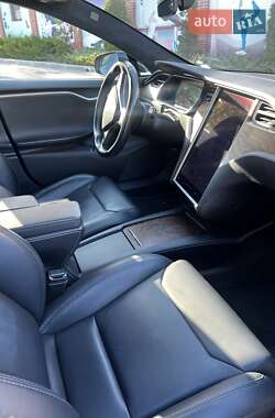 Лифтбек Tesla Model S 2019 в Одессе